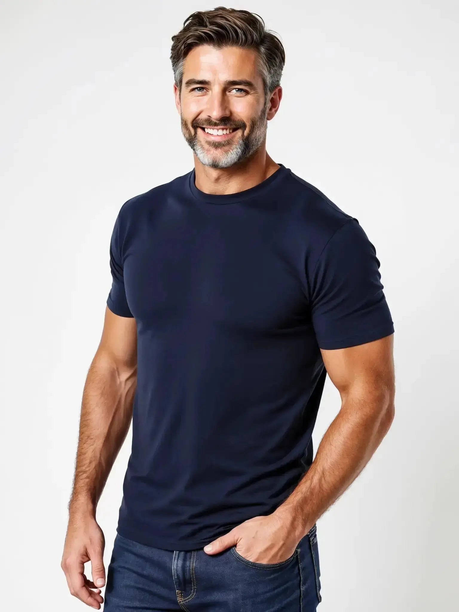 Basic Essential - 2 t-shirt al prezzo offerta di 40€ Tshirt Muscle Fit in Offerta - Altaforma Milano